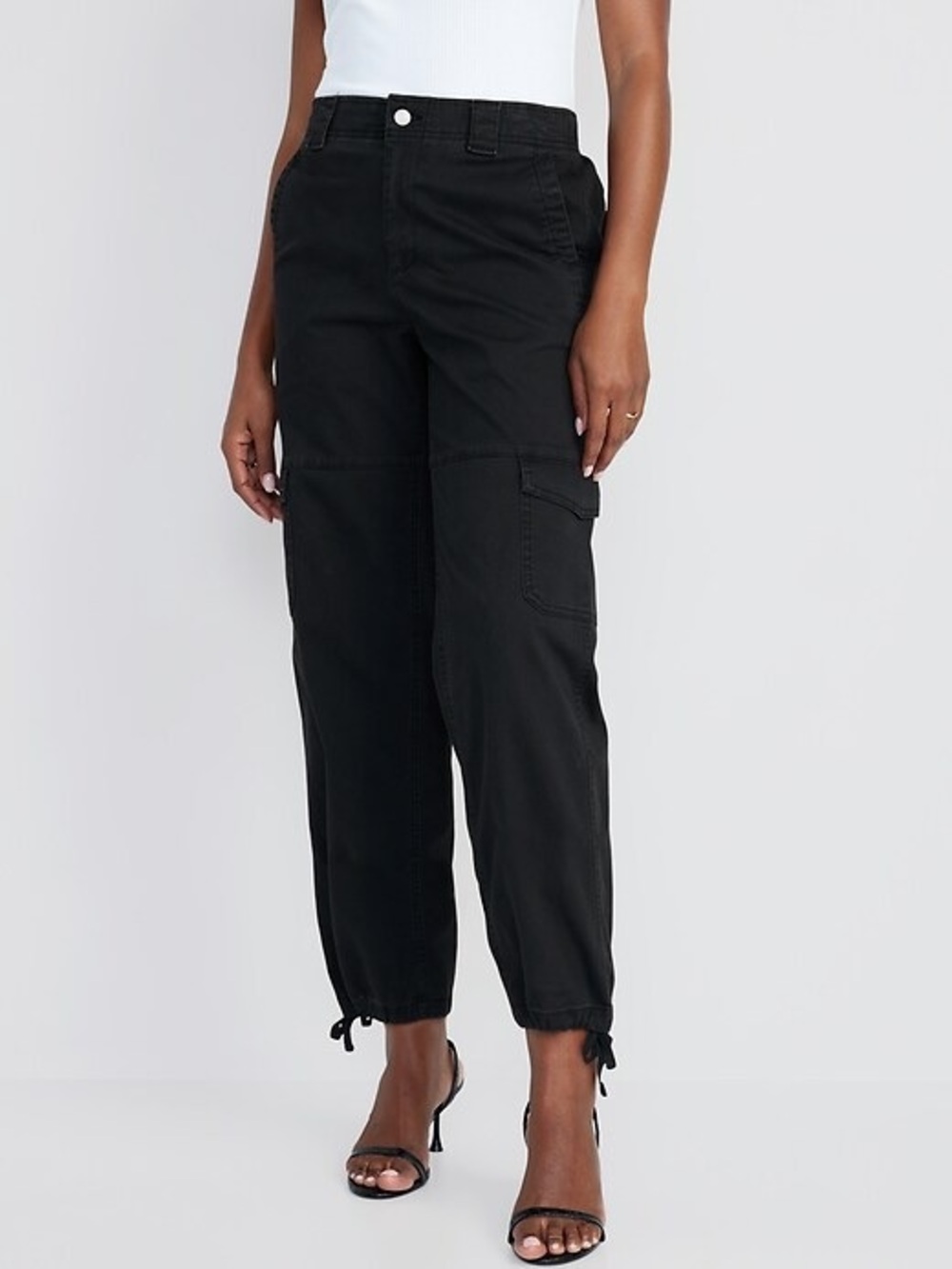 Old Navy High-Waisted Black Cargo Barrel Leg Pants Women's US Size M
